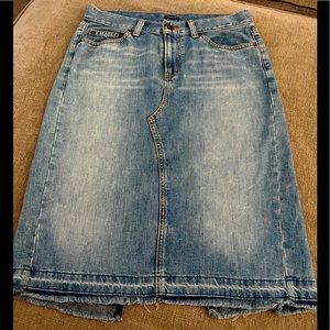 American Eagle Outfitters Jean skirt size 4